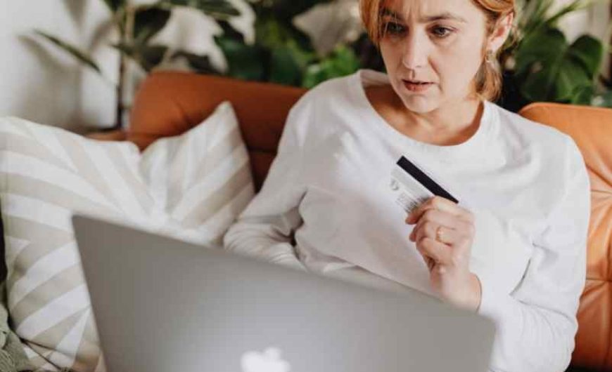 Saisie sur compte bancaire sans avertissement pour amende : quels recours ?