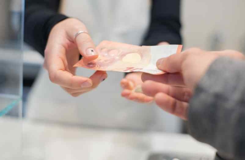 Suivre l'argent jusqu'au compte destinataire Disiz