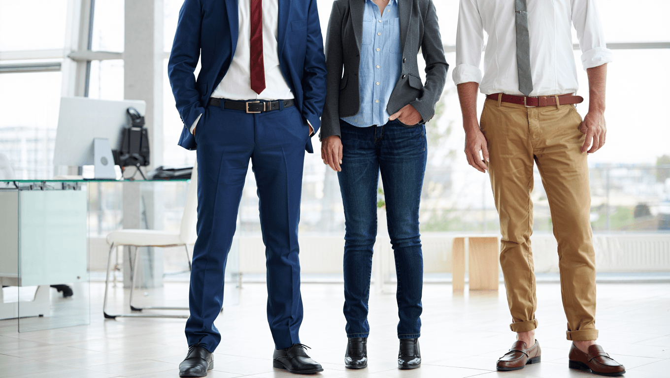 Décoder le code vestimentaire en entreprise : costume-cravate, casual chic et bonnes pratiques