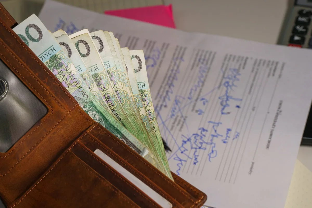 Documents représentant différentes sources de revenus du foyer fiscal