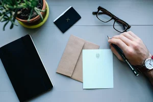 Concevoir une stratégie de communication efficace : étapes clés et mise en œuvre
