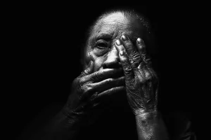 Donation entre vifs après 70 ans : quels avantages et risques ?