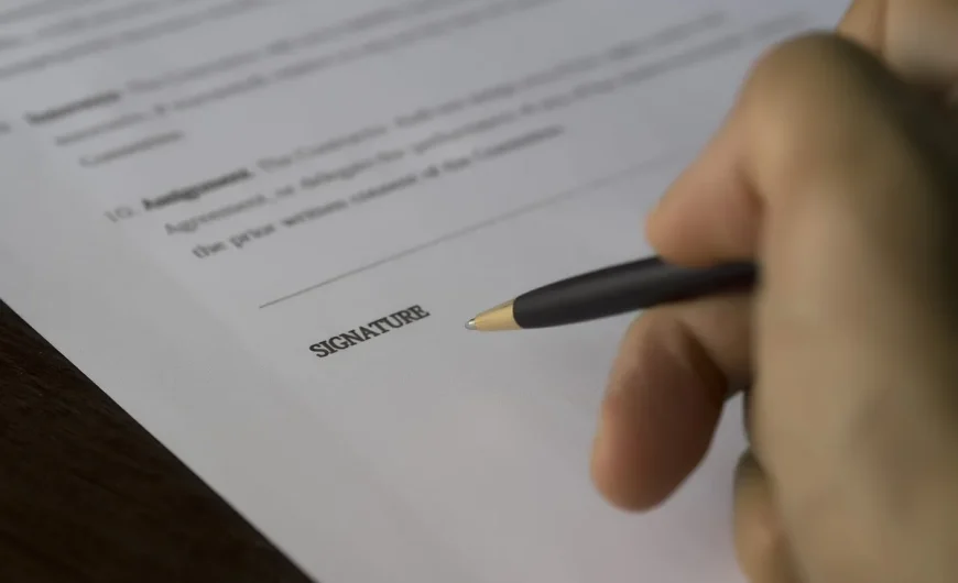 Notaire et succession : rôle, honoraires et frais à prévoir